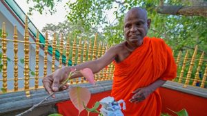Boeddhistische monnik Sri Lanka geschokt door verkrachtingsaanklacht – wat gemeenschap nu doet