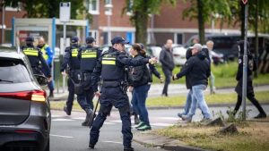 Burgemeester belt premier: ‘We kunnen asielopvang niet meer aan’ – spoedoverleg vanavond