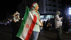 Iran dreigt met aanval op VS bases – militaire experts waarschuwen voor escalatie binnen dagen