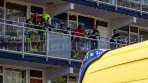 Mysterieuze ontdekking in Vlaardingen flat schokt buurt: wat voorafging aan deze tragische vondst