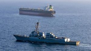 Schip vaart plotseling naar Iran na mysterieuze koerswijziging – bemanning onbereikbaar