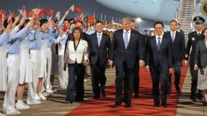 Trump keert terug naar China terwijl Peking heimelijk andere plannen smeedt