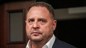 Zelensky’s voormalige stafchef betaalt miljoenen voor vrijlating – het bedrag doet iedereen versteld staan